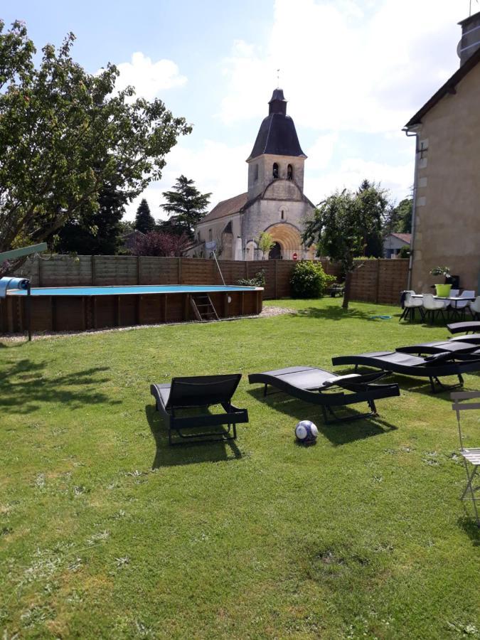 Hotes De L'Isle Saint-Medard-de-Mussidan Eksteriør billede