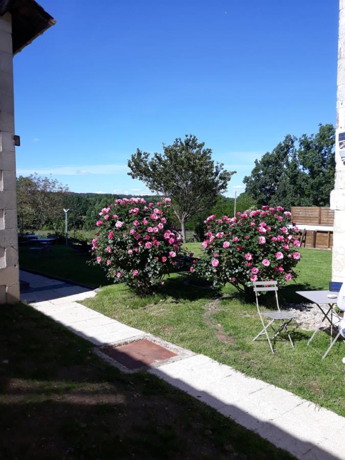 Hotes De L'Isle Saint-Medard-de-Mussidan Eksteriør billede