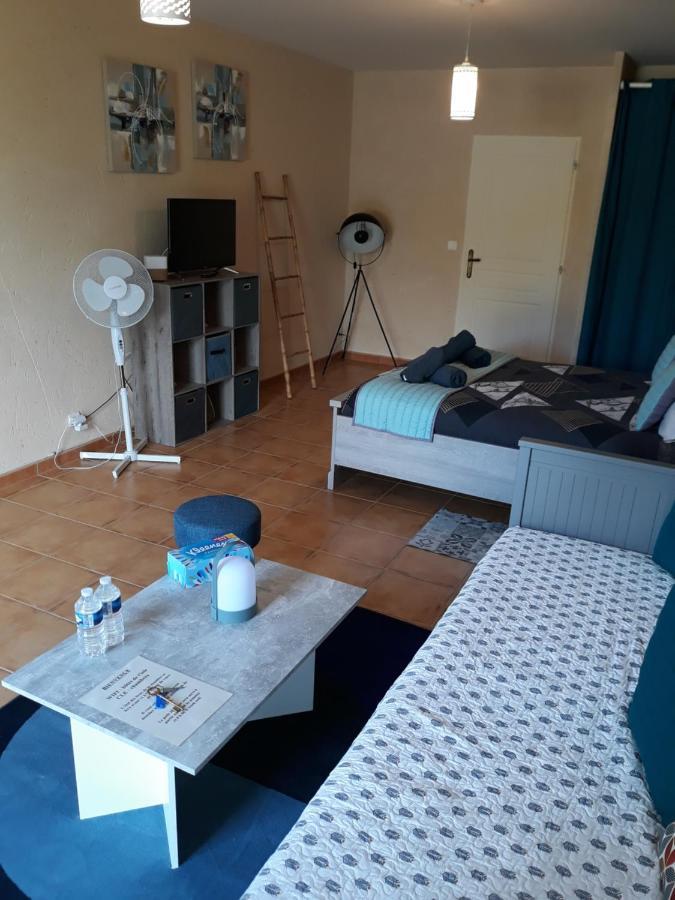 Hotes De L'Isle Saint-Medard-de-Mussidan Eksteriør billede