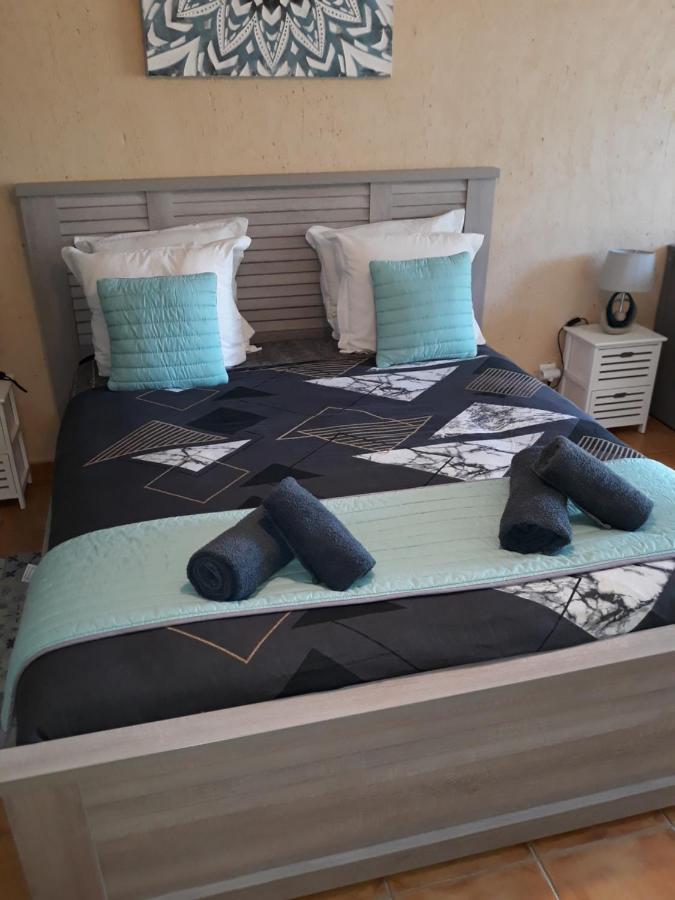 Hotes De L'Isle Saint-Medard-de-Mussidan Eksteriør billede