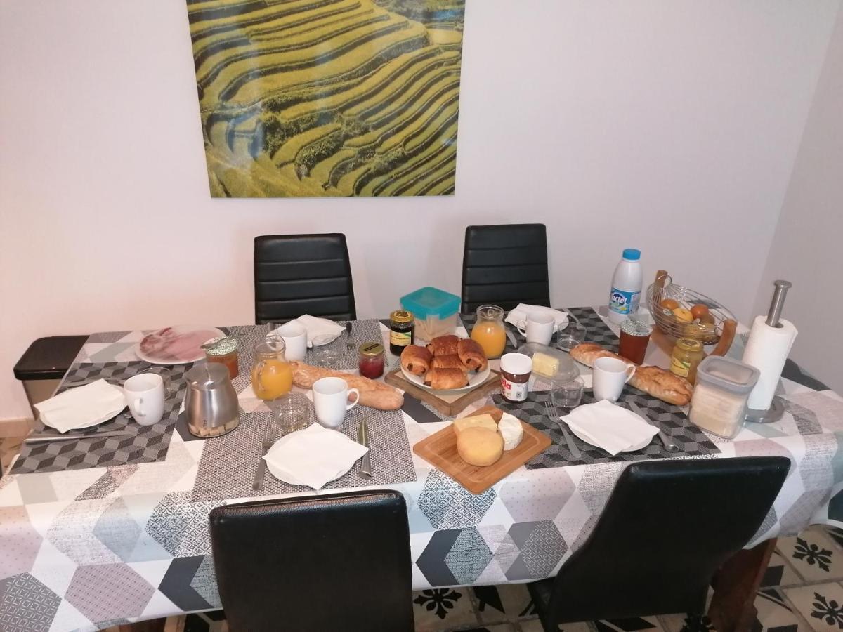Hotes De L'Isle Saint-Medard-de-Mussidan Eksteriør billede